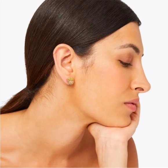 Kurt Geiger Gold Embellished Small Eagle Head Earrings NWT - Picture 4 of 8